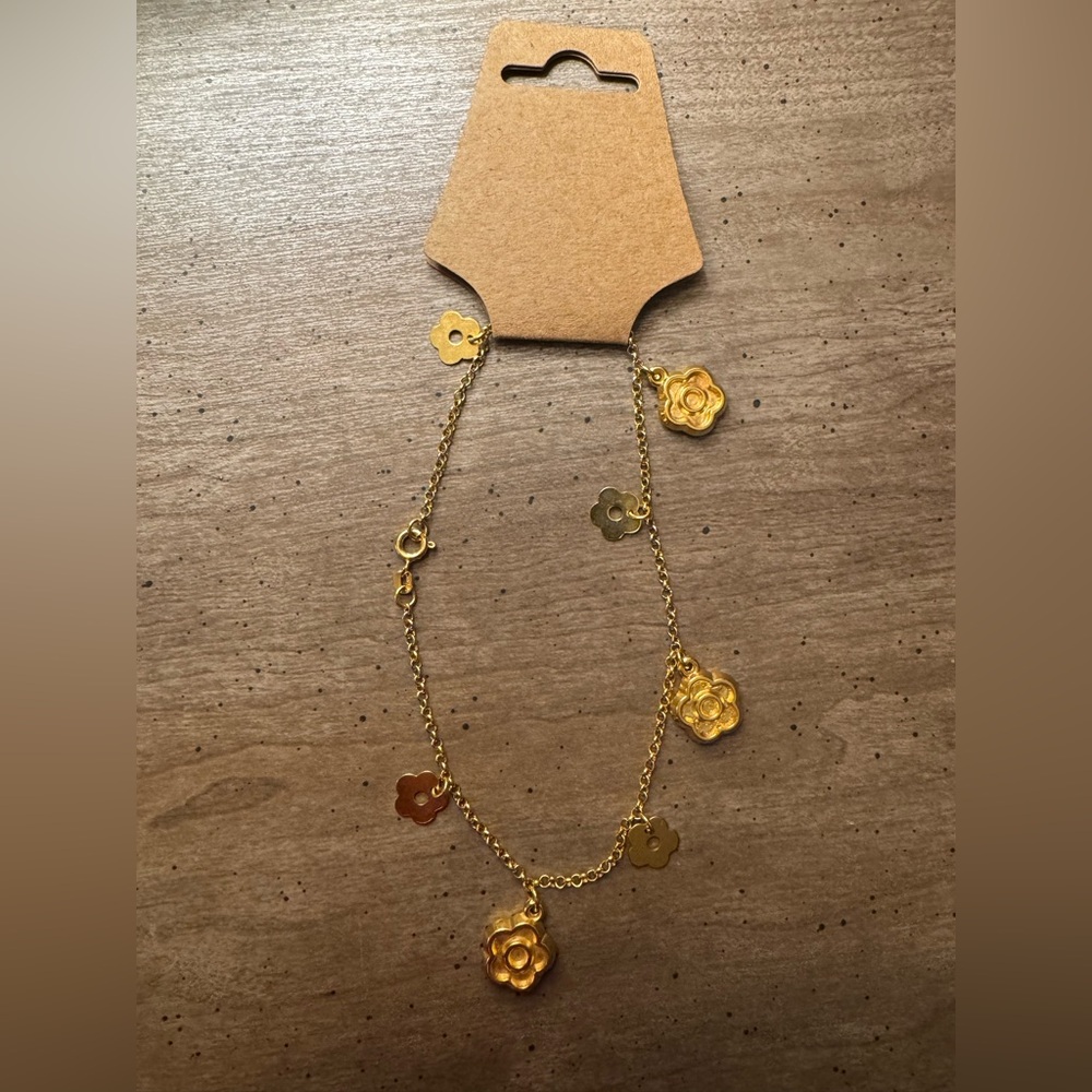 Gold Tone Flower Charm Bracelet - Picture 2 of 4